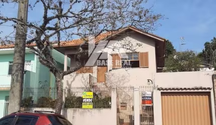 Casa ao lado do centro