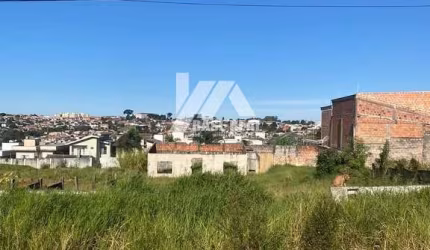 Terreno à venda no Jardim Carvalho