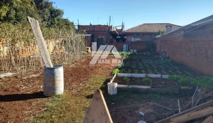 Terreno à venda no Jardim Carvalho