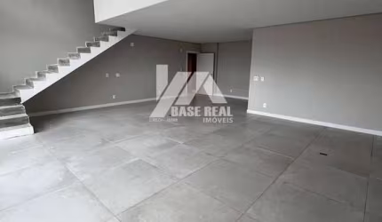 Duplex de Luxo no Centro