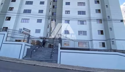 Excelente apartamento á venda no Santa Cruz