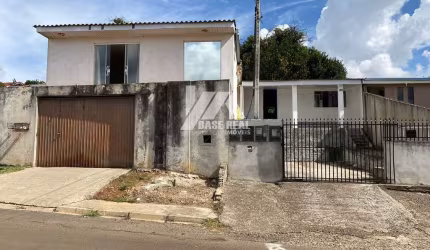 Excelente opção de investimento no bairro boqueirão - 3 casas individuais com amplo espaço