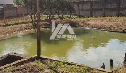 Terreno à venda no Órfãs com Tanque de Peixe
