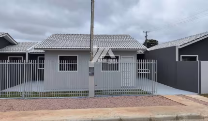Casa com 3 quartos em Uvaranas