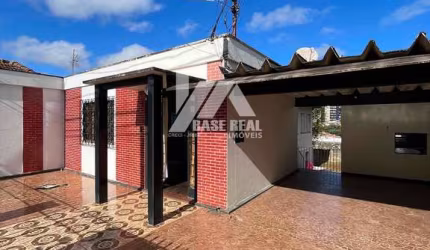 Casa padrão para Venda e Locação, Uvaranas, Ponta Grossa, PR