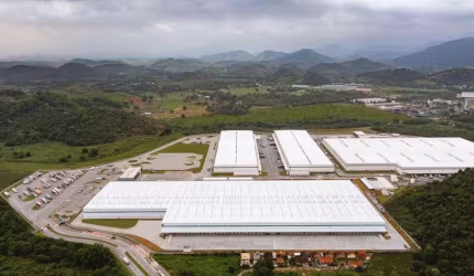 Galpão / Barracão para Locação em Duque de Caxias, Vila Actura