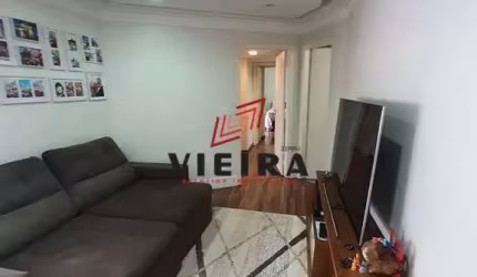 APATAMENTO EM UMA RUA TRANQUILA E RESIDENCIAL