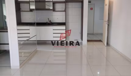 1 suite com sala ampliada