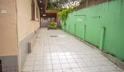 Casa comercial com 2 salas à venda na Rua Dezesseis, 595, Fátima Cidade Jardim, Guarapari por R$ 900.000