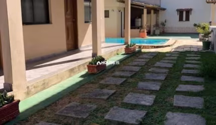 Casa com 11 quartos à venda na Rua Doze, 40, Fátima Cidade Jardim, Guarapari por R$ 1.300.000