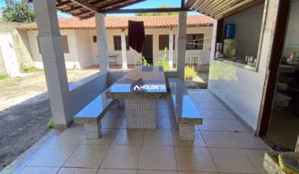 Casa com 3 quartos à venda na Rua Anália Ferreira Ferro, 94, Praia do Morro, Guarapari por R$ 700.000