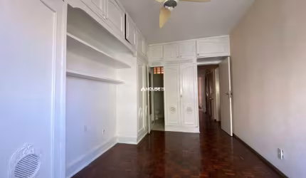 Apartamento com 2 quartos à venda na Rua Pedro Caetano, 424, Centro, Guarapari por R$ 535.000