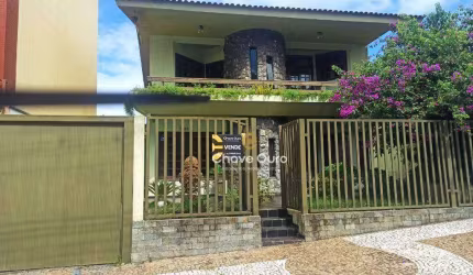 Sobrado à venda, 276 m² por R$ 2.000.000,00 - Centro - Cascavel/PR