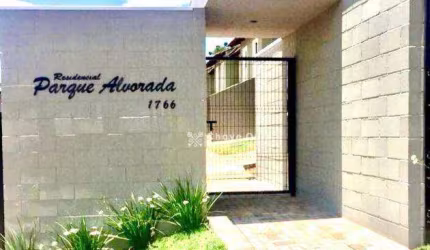 Sobrado à venda, 64 m² por R$ 265.000,00 - Brasília - Cascavel/PR