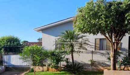 Casa com 3 dormitórios à venda em Perobal, próximo à Umuarama, 133 m² por R$ 160.000 - Centro - Perobal/PR
