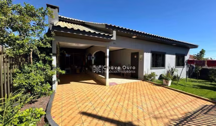 Casa com 3 dormitórios à venda, 118 m² por R$ 550.000,00 - Floresta - Cascavel/PR