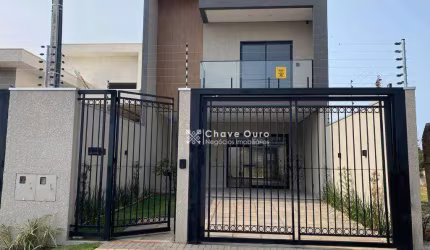 Sobrado com 3 dormitórios  no  Pioneiros Catarinenses - Cascavel.