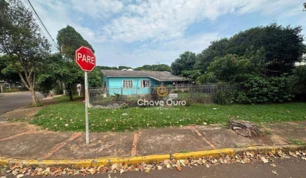 Casa com 2 dormitórios à venda, 84 m² por R$ 650.000,00 - Jardim Santa Maria - Toledo/PR