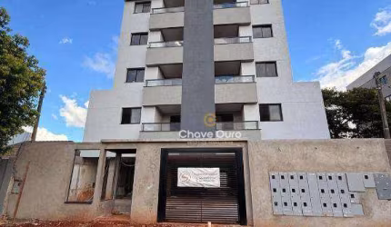 Apartamento com 1 suíte e 01 quarto à venda, 79 m² por R$ 450.000 - Pioneiros Catarinenses - Cascavel/PR
