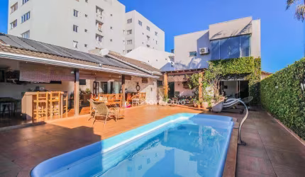 Casa com 4 dormitórios à venda, 200 m² por R$ 1.110.000,00 - Coqueiral - Cascavel/PR