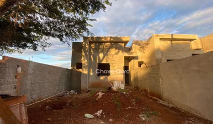 Casa com 2 dormitórios à venda, 61 m² por R$ 370.000,00 - Jardim Parizzotto - Toledo/PR