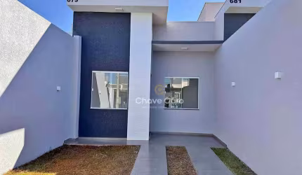 CASA A VENDA COM 3 QUARTSO NO JD. PINHEIRINHO