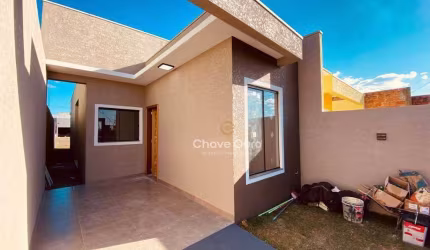 Casa com 3 quartos a venda no jd.Pinheirinho