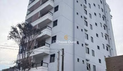 Apartamento na planta no country.
