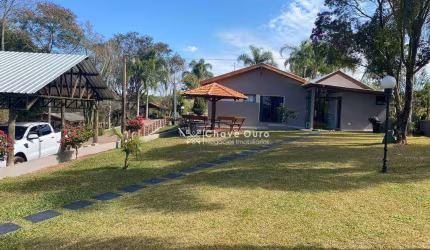 Sítio com 2 dormitórios à venda, 46000 m² por R$ 2.000.000,00 - Zona Rural - Cascavel/PR