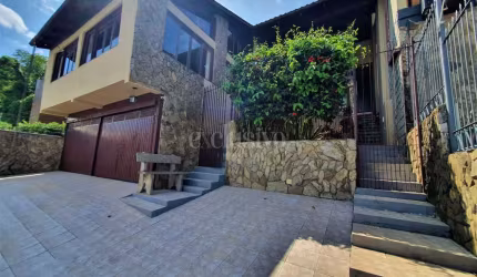 Casa com 4 quartos à venda na Rua Pedro de Andrade Garcia, 46, Abraão, Florianópolis por R$ 1.580.000