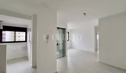 Apartamento com 2 quartos à venda na Rua Coronel Pedro Demoro, 1901, Balneário, Florianópolis por R$ 950.000