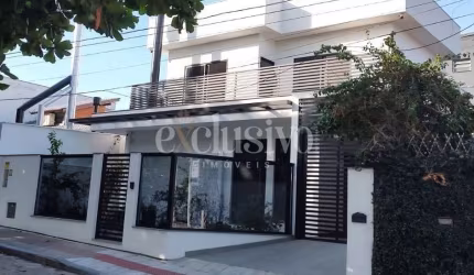 Casa com 3 quartos à venda na Rua Vinte e Três de Março, 1, Itaguaçu, Florianópolis por R$ 2.500.000