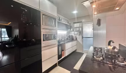 Apartamento com 3 quartos à venda na Rua Caetano José Ferreira, 440, Kobrasol, São José por R$ 920.000