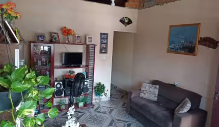 Casa 2 andares no Telégrafo