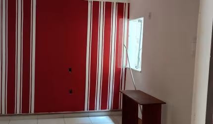 Alugo ótima sala comercial próx a Pres Vargas