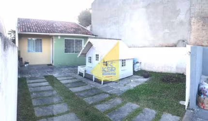 Casa com 2 quartos à venda no Parque do Embu, Colombo  por R$ 235.000