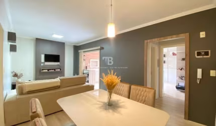 Apartamento mobiliado, 2 Quartos e terraço individual