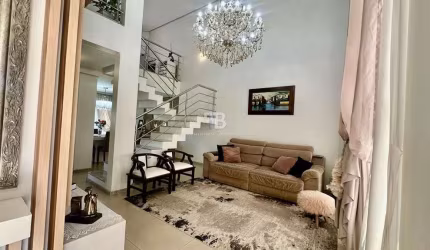 Casa com piscina no Jardim Europa- 270m² privativos