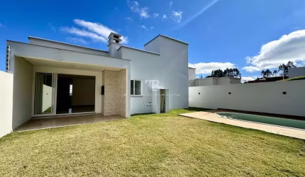 Casa Nova e Financiável com 3 Quartos e Piscina no Jardim Europa, Chapecó