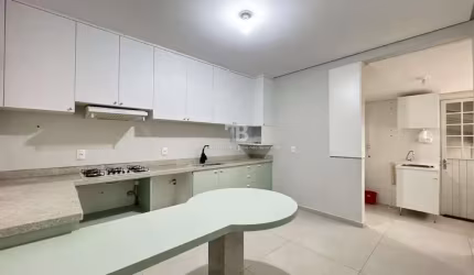 Casa semimobiliada com 3 quartos no bairro Líder, Chapecó