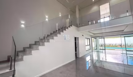 Casa nova com piscina e 3 suítes à venda no Jardim Europa, Chapecó