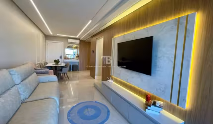 Apartamento semimobiliado com 2 quartos, suíte e 2 vagas no Centro de Chapecó