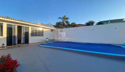 Casa com Salão de Festas e Piscina no Bairro São Lucas