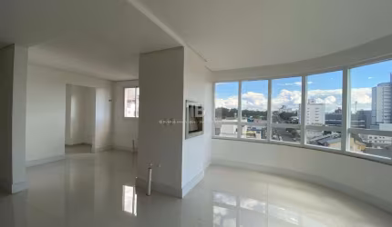 Apartamento com 3 quartos e 2 vagas à venda no Centro, com área de lazer