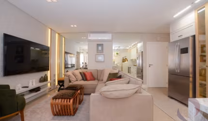 Apartamento de 2 suítes no bairro Agronômica