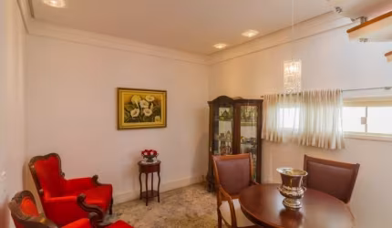 Cobertura triplex com 3 suítes + 2 vagas no Centro