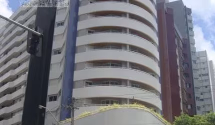 Apartamento em Água Verde  -  Curitiba