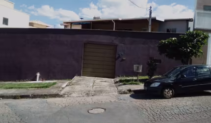 Casa com 5 quartos à venda no Jardim Riacho das Pedras, Contagem  por R$ 850.000