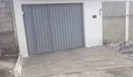 Casa com 3 quartos à venda no Distrito Industrial de Ibirité, Ibirité  por R$ 350.000