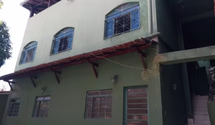 Casa com 2 quartos à venda no Professor Washington Pires (Parque Durval de Barros), Ibirité  por R$ 320.000